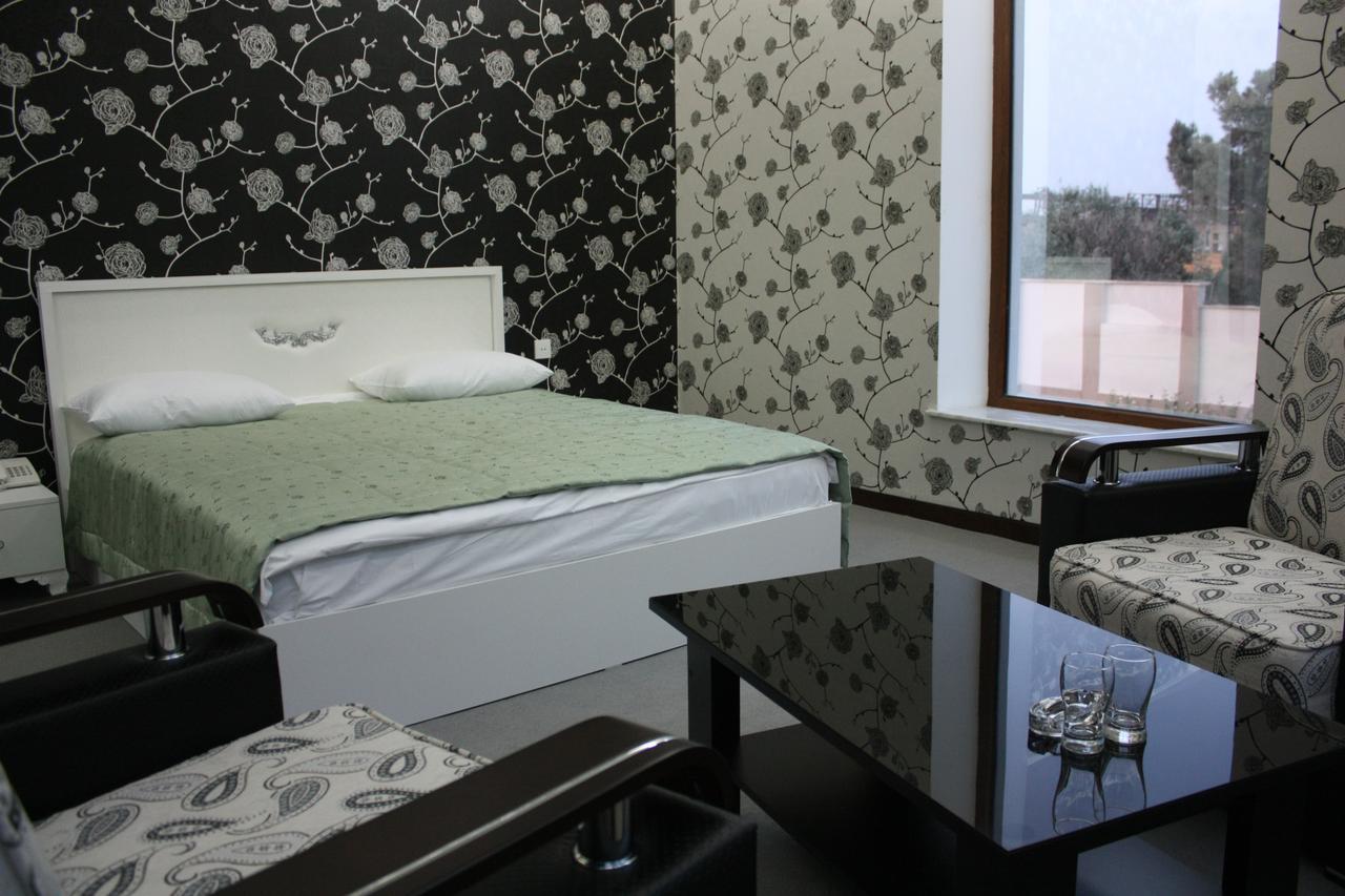Titanik Hotel Baku Ngoại thất bức ảnh
