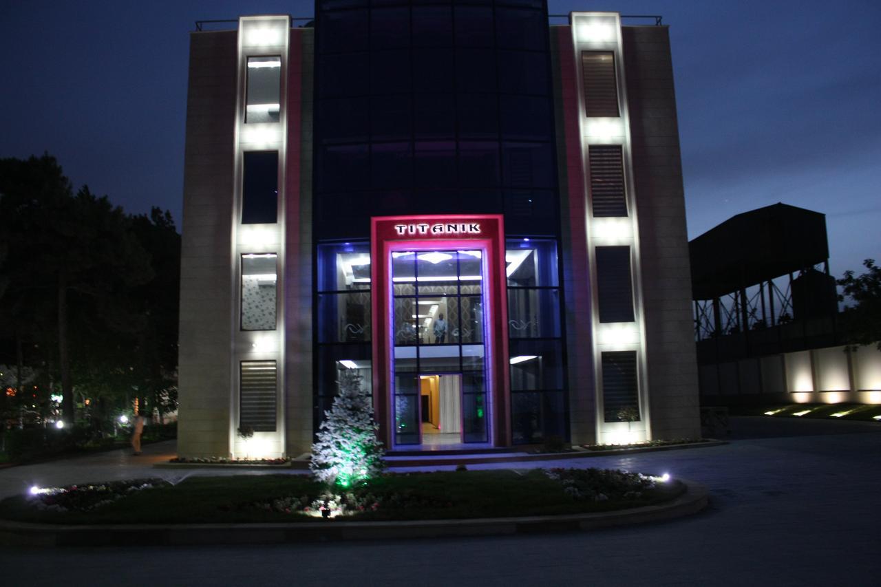 Titanik Hotel Baku Ngoại thất bức ảnh