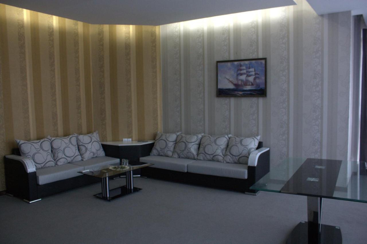 Titanik Hotel Baku Ngoại thất bức ảnh